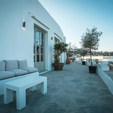 Zoe Apartment Apollonia