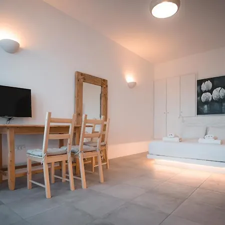 Zoe Apartment *