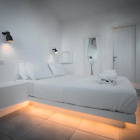 Zoe אפולוניה