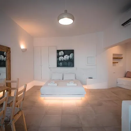 Zoe אפולוניה